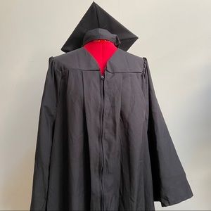 Oak hall cap and gown 5’6” to 5’”8